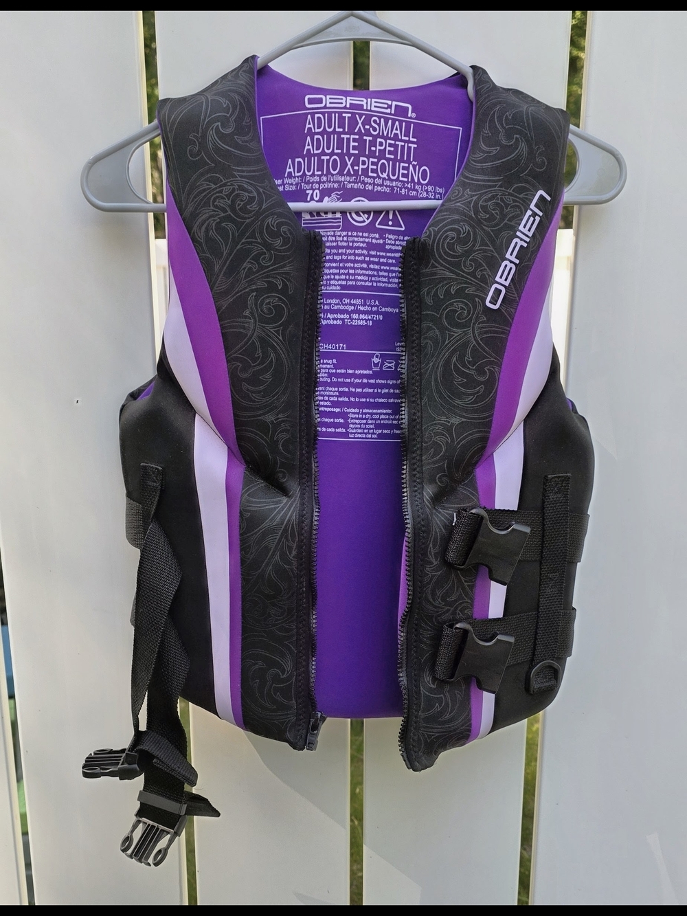 O'Brien Adult X-Small Purple & Black Life Jacket